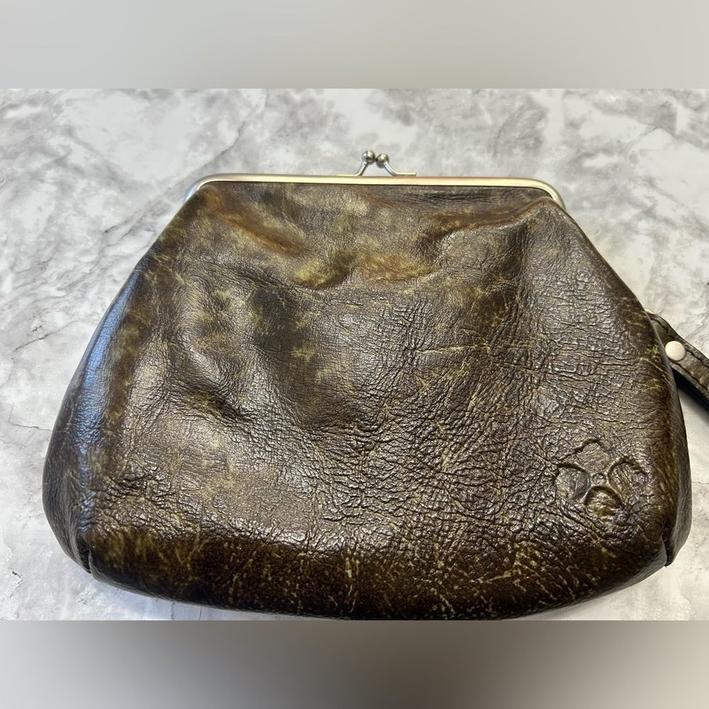 Patricia Nash Turquoise-Accented Leather Wristlet Clutch - Picture 3 of 8